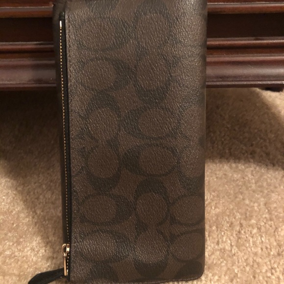 Coach Wallet - Picture 2 of 3